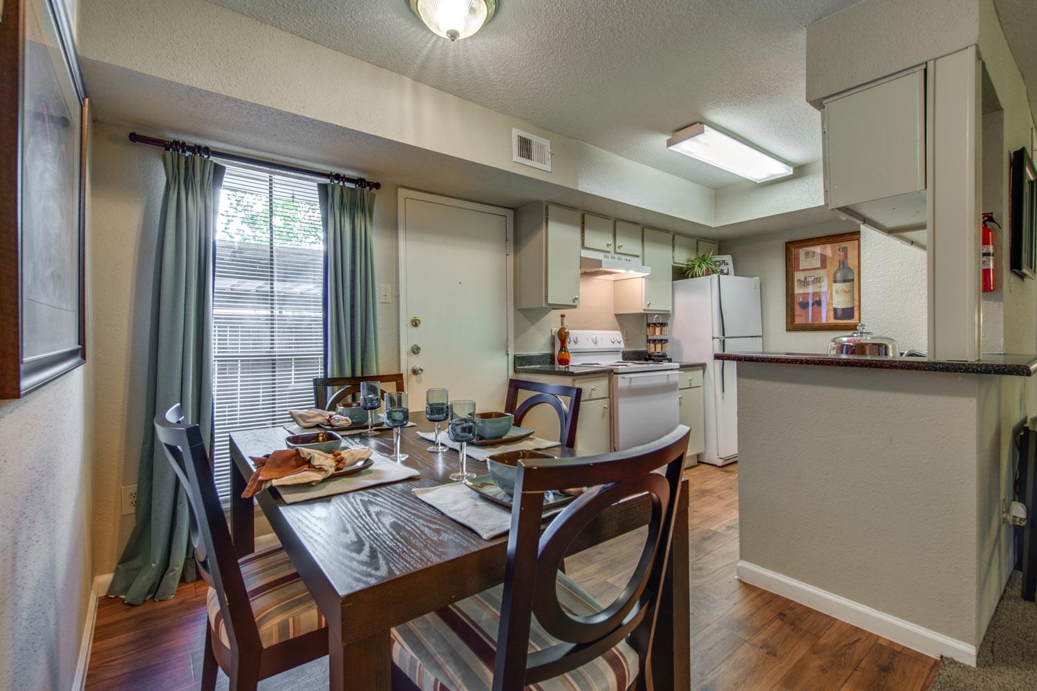 Gallery Greenridge Place Luxury Apartments In the Heart of Houston